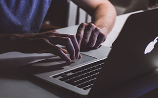 九游体育app下载-塞内加尔马术队在2024年非洲马术锦标赛中获得团体障碍赛金牌，时隔五年再获奖牌。